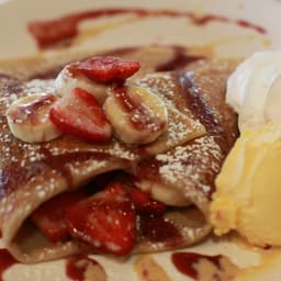 Strawberries & Banana Crepe