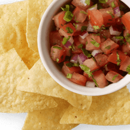 Chips & Fresh Tomato Salsa
